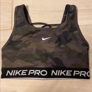 Nike dri-fit crop top SOLD
